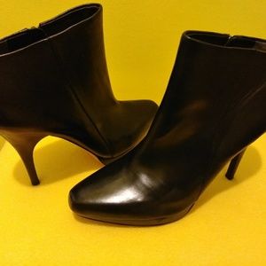 VIA SPIGA Leather Shoes like new only worn once